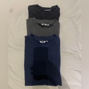 Uniqlo basic airism tee. Lot of 3 tees. Black,grey, blue